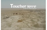 Affiche du film "Toucher Terre" - Crédit photo : © amàco -