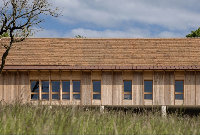 Maison du Parc Naturel Régional des Causses du Quercy – Atelier du Rouget Simon Teyssou & Associés + Atelier de Saint Céré architecte associé © Benoit Alazard © Théophile Picard